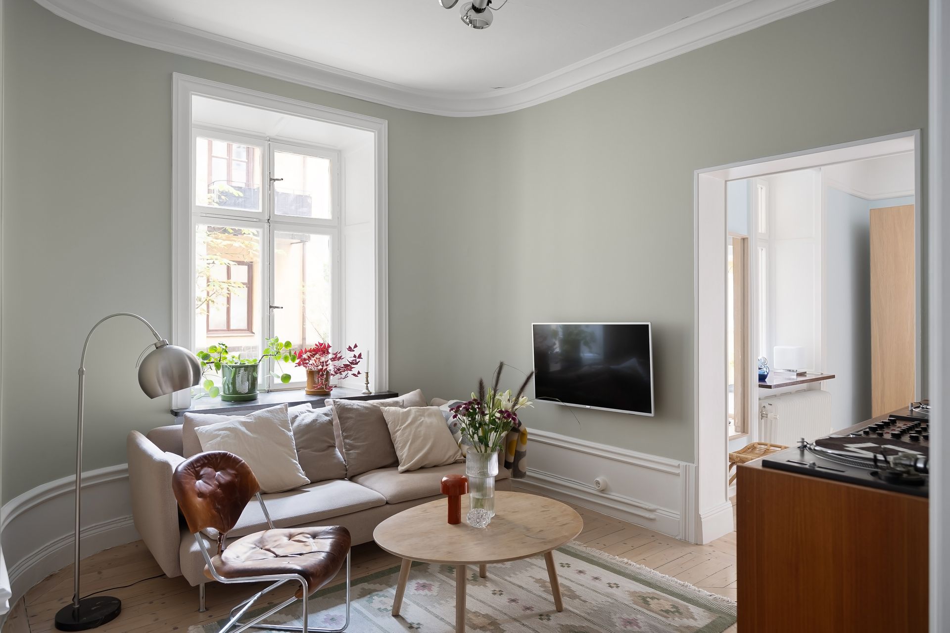 Clean living room with a sofa and coffee table